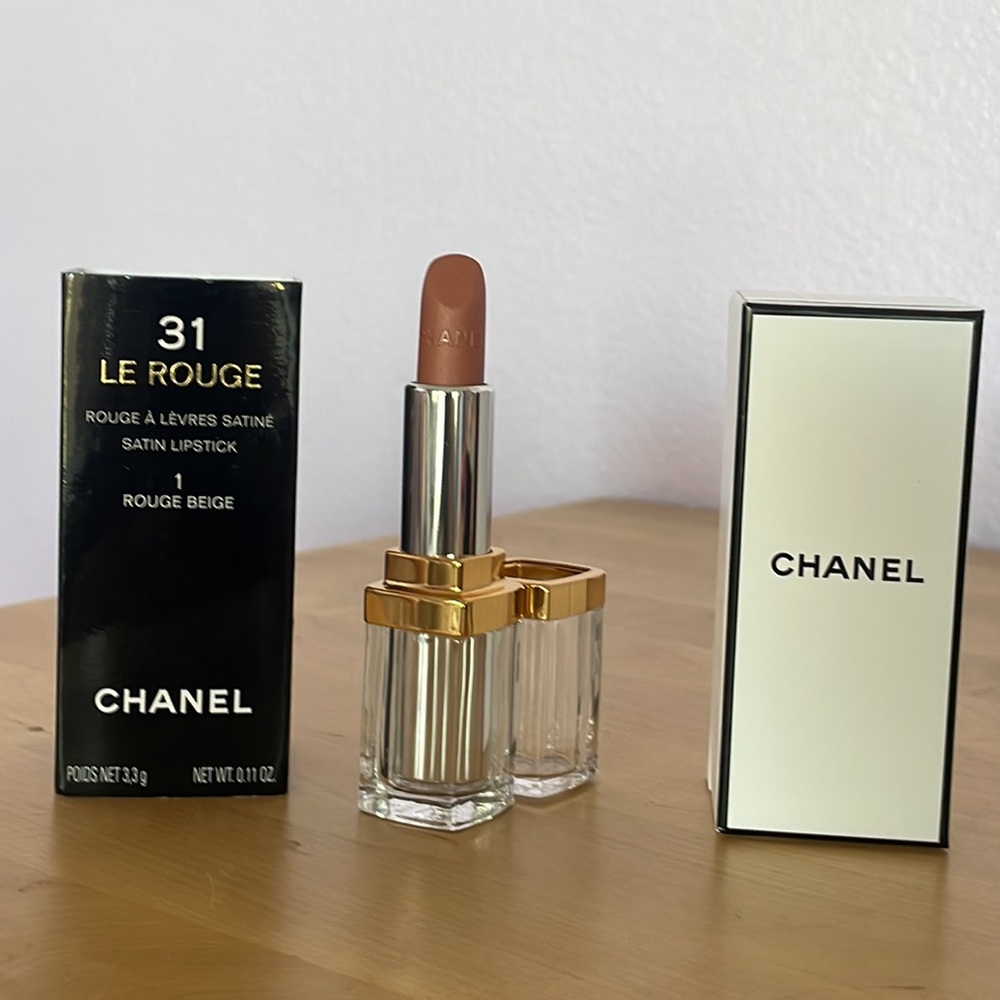 CHANEL 31 LE ROUGE LIPSTICK WITH POUCH (NWT) - Picture 2 of 8